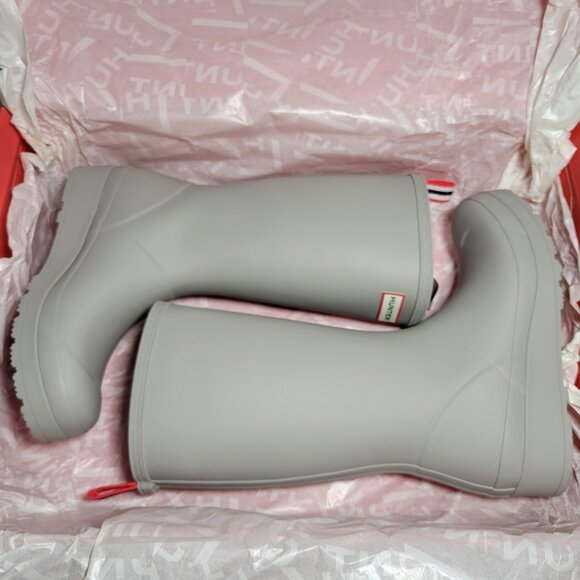 Hunter Women's PLAY™ Tall Rain Boots in Zinc - Picture 2 of 10